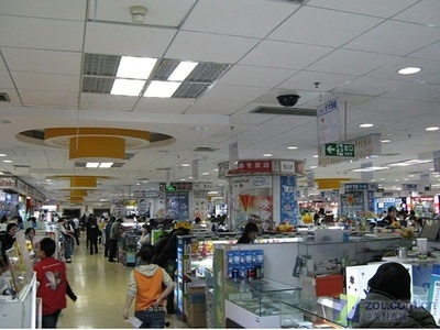 年終市場(chǎng)透視 中關(guān)村柜臺(tái)交易轉(zhuǎn)向現(xiàn)金結(jié)算，電子產(chǎn)品銷(xiāo)售模式悄然變化